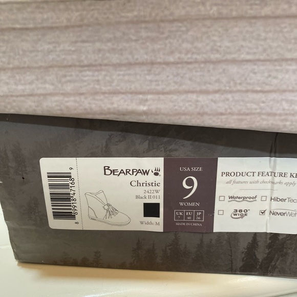 Bearpaw chukka booties - Picture 3 of 4